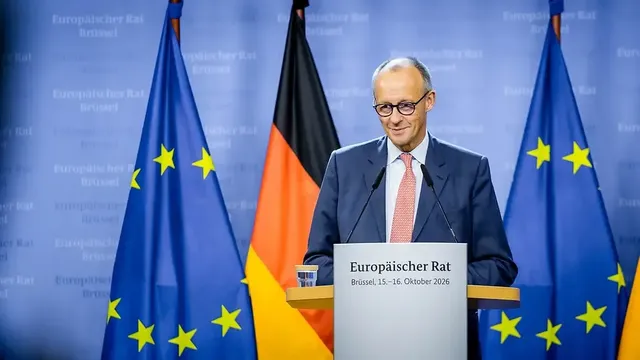 Bundeskanzler Friedrich Merz bei der Abschluss-Pressekonferenz des EU-Gipfels in Brüssel